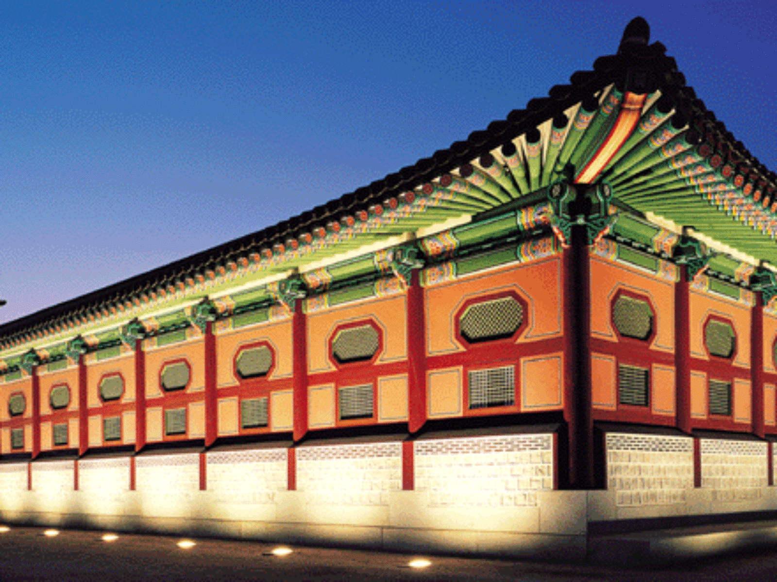 Gyeongbokgung-Palace-Night